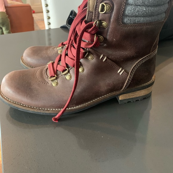 Surrey II hiking boots size 9.5 - Picture 3 of 3